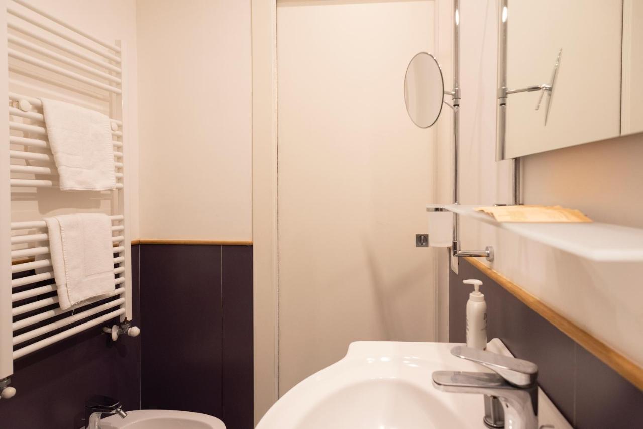 Pignatelli Rooms Naples Luaran gambar