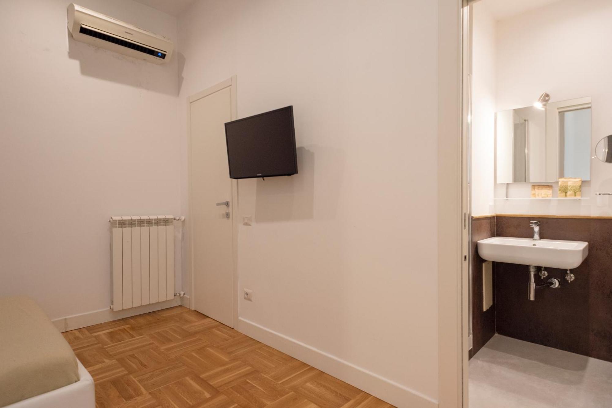 Pignatelli Rooms Naples Luaran gambar